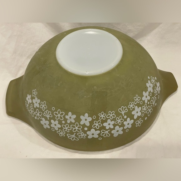 Vintage Pyrex “Crazy Daisy” 444 4Qt Green Cinderella Mixing Bowl. - Picture 6 of 12